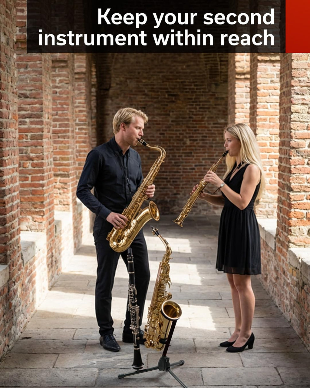 Black Alto Tenor Sax Stand with Flute Clarinet Peg V7510
