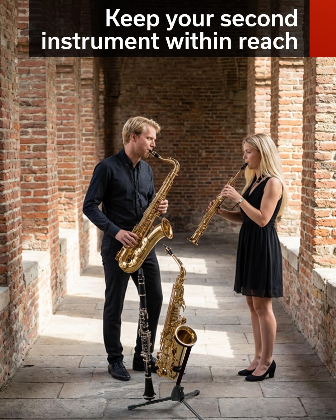 Black Alto Tenor Sax Stand with Flute Clarinet Peg V7510