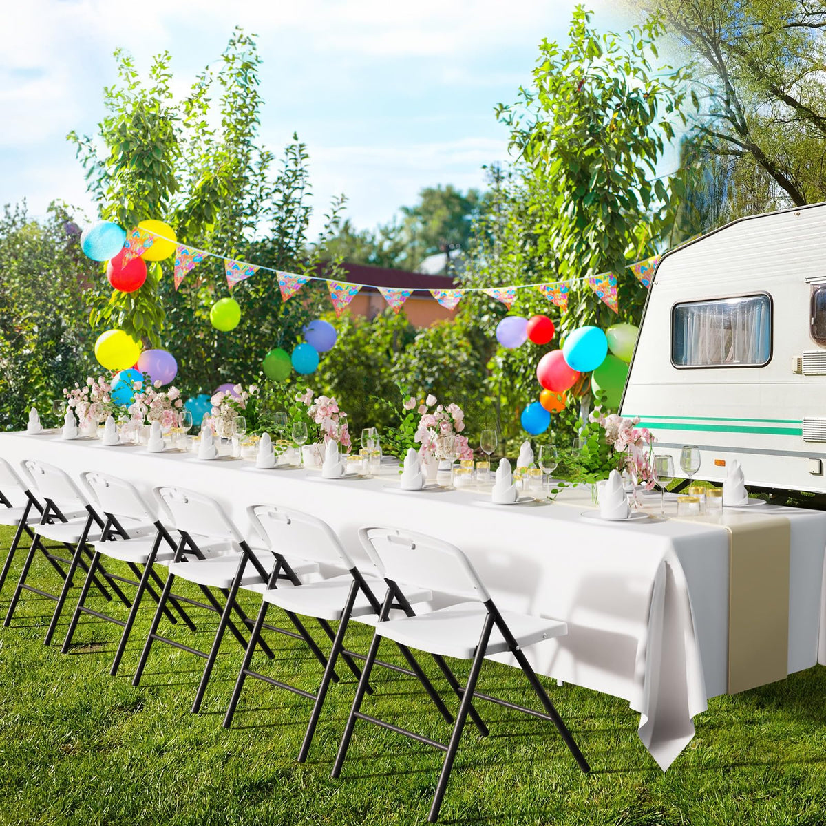 White Plastic Folding Chairs H74491